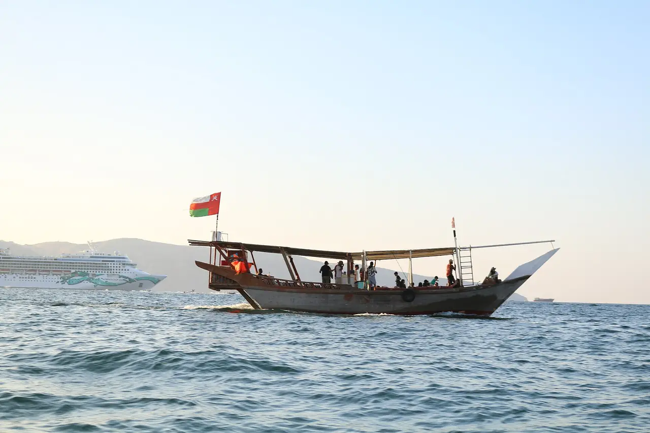 Arabian Gulf, Dubai to Muscat